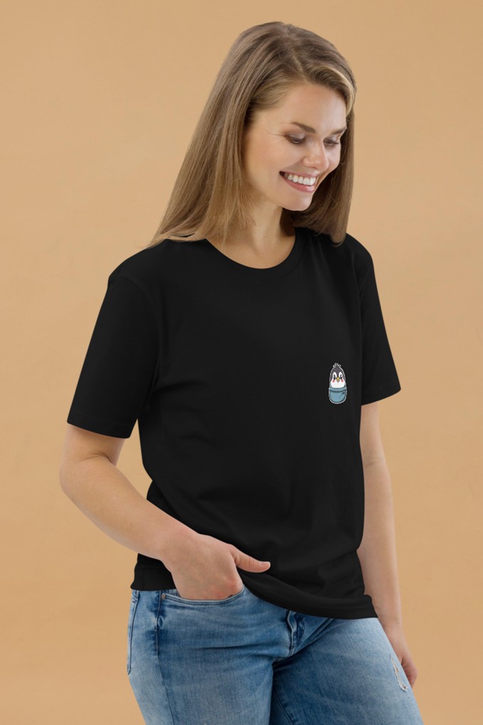 Penguin T-Shirt Unisex from Pitod