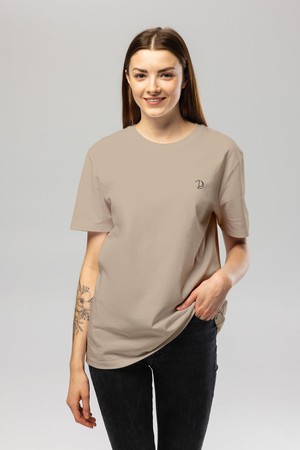 Chest Logo T-Shirt Unisex from Pitod