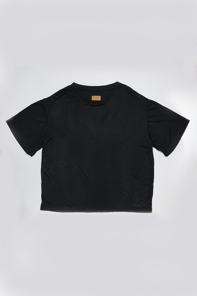 T-Shirt Zwart (Boxy fit) from Ragnarøk Clothing