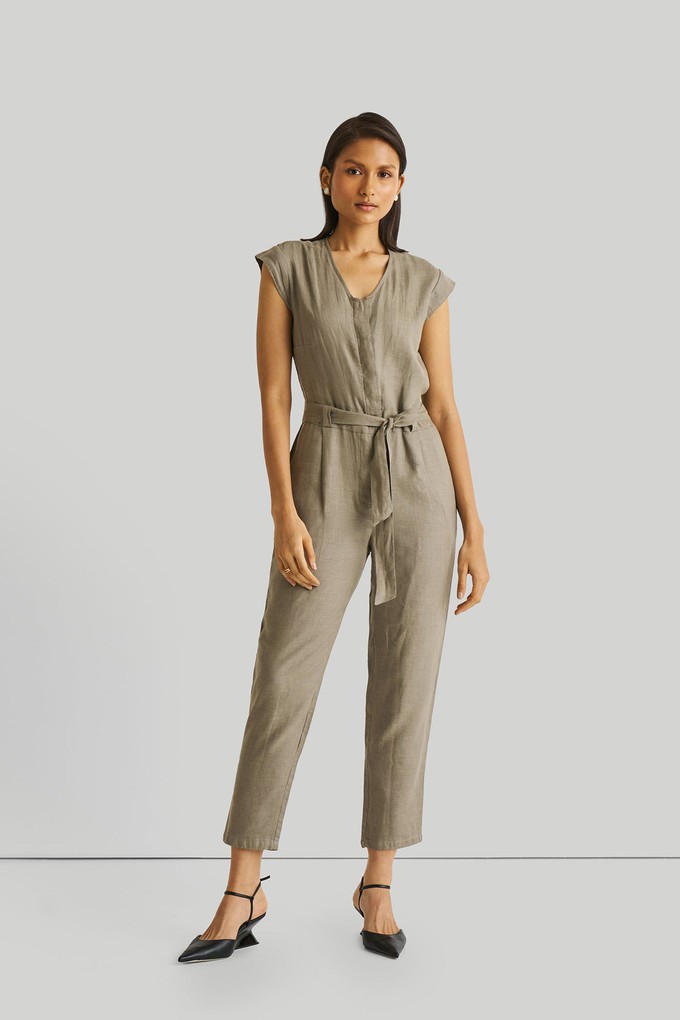 Evening Chai Jumpsuit in Dark Green from Reistor