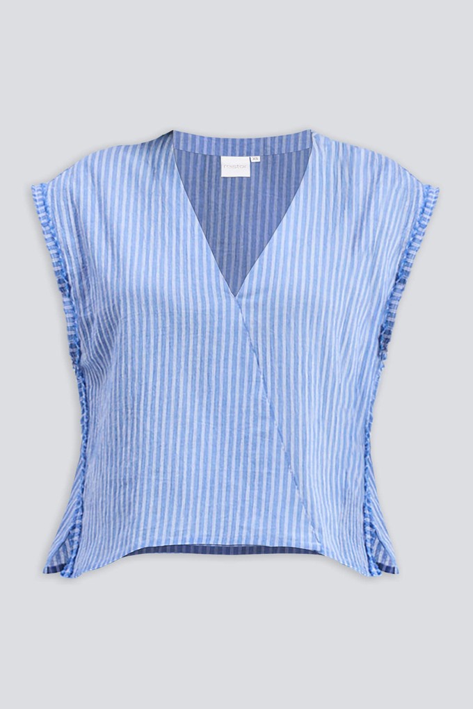 Boxy V-neck Top with Fray Detail from Reistor