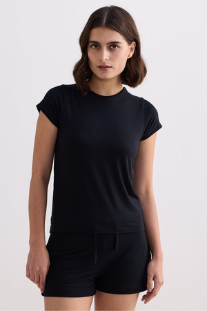 Essential Short Sleeve Tee Set in Black from Reistor