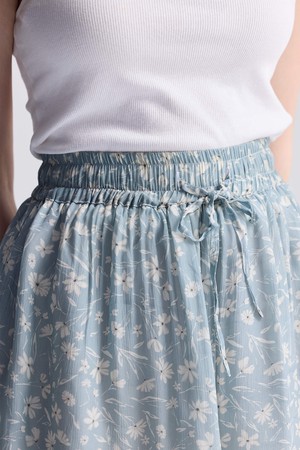 Drawstring Short Skirt in Light Blue Florals from Reistor