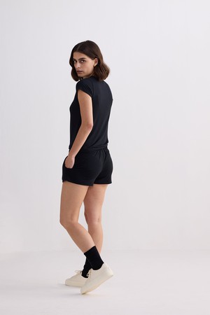 Essential Short Sleeve Tee in Black from Reistor