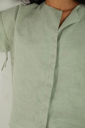 The Daydreams Shirt in Light Olive from Reistor