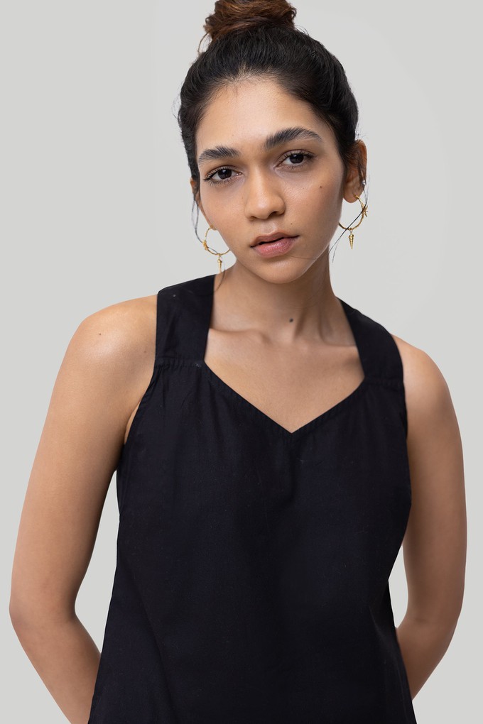 Crossback Tank Top in Black from Reistor