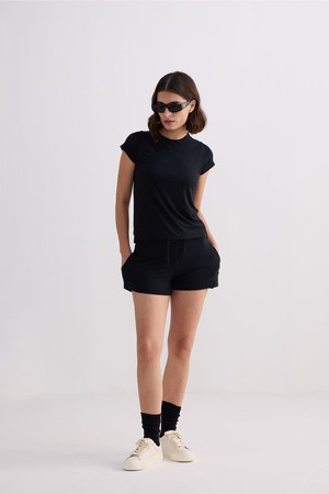 Essential Short Sleeve Tee Set in Black from Reistor