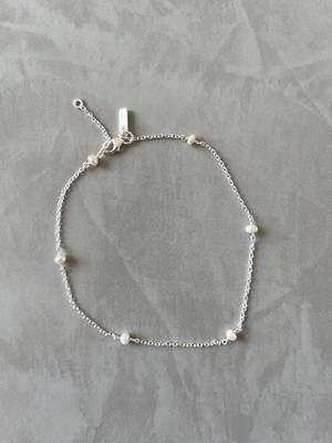 Minimal Pearl Anklet from Rize