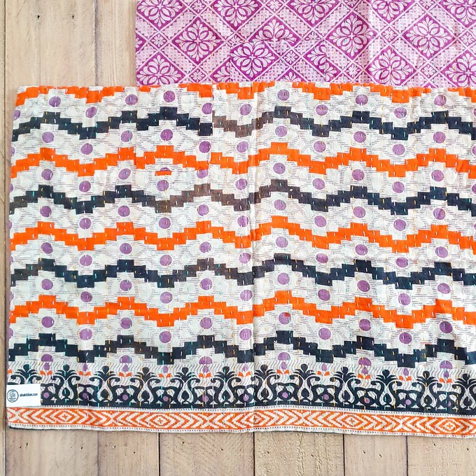 Sari placemats, handmade, set of 2, table mats, reversible from Shakti.ism Sari placemats, handmade, set of 2, table mats, reversible from Shakti.ism