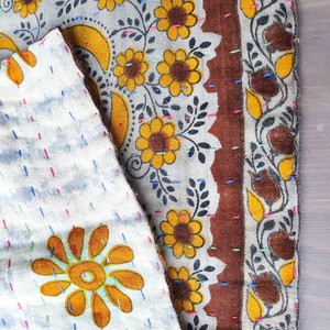 Sari placemats, handmade, set of 2, table mats, reversible from Shakti.ism Sari placemats, handmade, set of 2, table mats, reversible from Shakti.ism