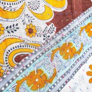 Sari placemats, handmade, set of 2, table mats, reversible from Shakti.ism Sari placemats, handmade, set of 2, table mats, reversible from Shakti.ism