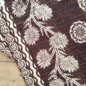 Sari placemats, handmade, set of 2, table mats, reversible from Shakti.ism Sari placemats, handmade, set of 2, table mats, reversible from Shakti.ism