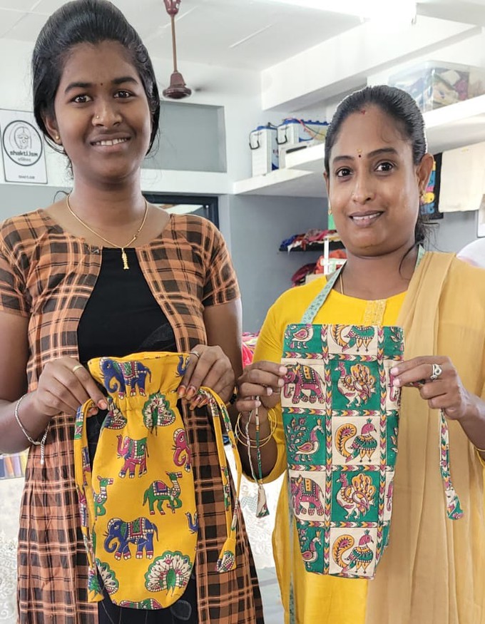 Reusable Kalamkari Cotton Bottle Gift Bags, Ethically Handmade in India from Shakti.ism