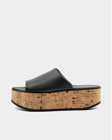 Sandalen Geigi Grijs via Shop Like You Give a Damn