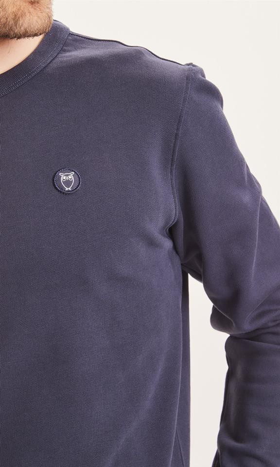 Sweatshirt Basic Badge Donkerblauw from Shop Like You Give a Damn