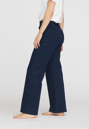 Serene 5-Pocket Loose Ml - Donkerblauw Denim from Shop Like You Give a Damn