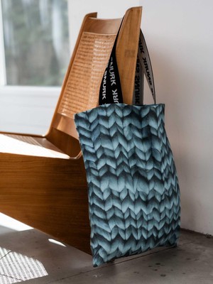 Twirre Mineral Blue Shopper Medium from SNURK