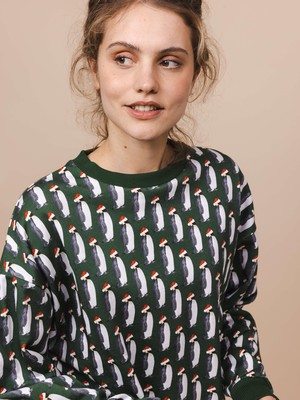 Penguin Xmas Oversized Sweater Unisex from SNURK