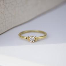 White diamond ring - Gold 14k & Diamond via Solitude the Label