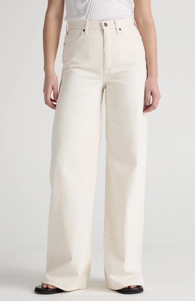 Sara High Loose Natural jeans from Sophie Stone