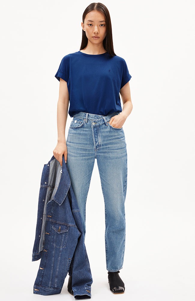 Idaara t-shirt faded indigo from Sophie Stone