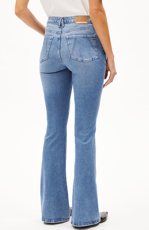 Anamaa flared jeans blue mist from Sophie Stone