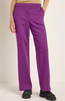 Pantalon violet via Sophie Stone