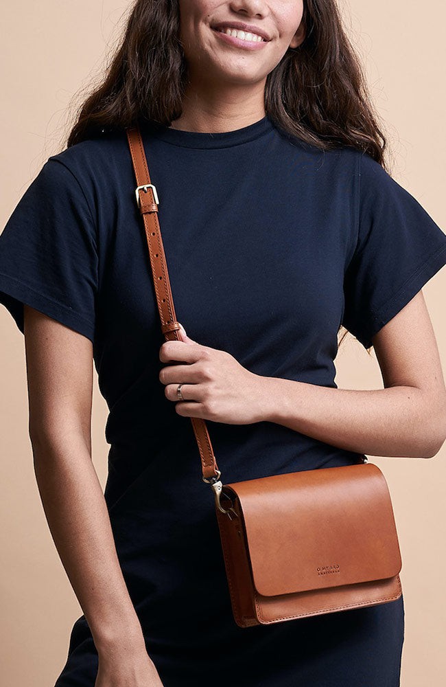 Audrey Mini Cognac Classic Leather tas from Sophie Stone