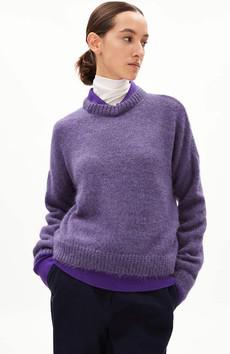 Suri Inaraa alpaca trui purple via Sophie Stone