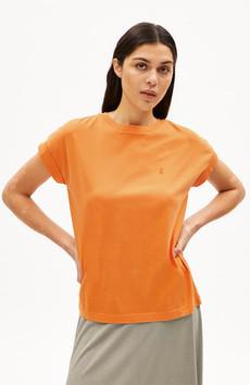 Idaara t-shirt light tangerine via Sophie Stone