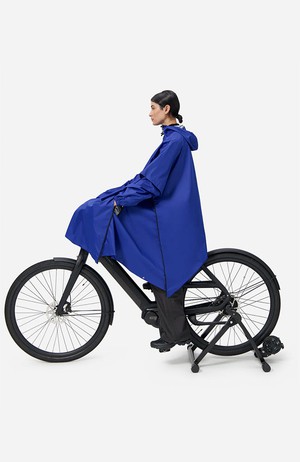 Poncho electric blue from Sophie Stone