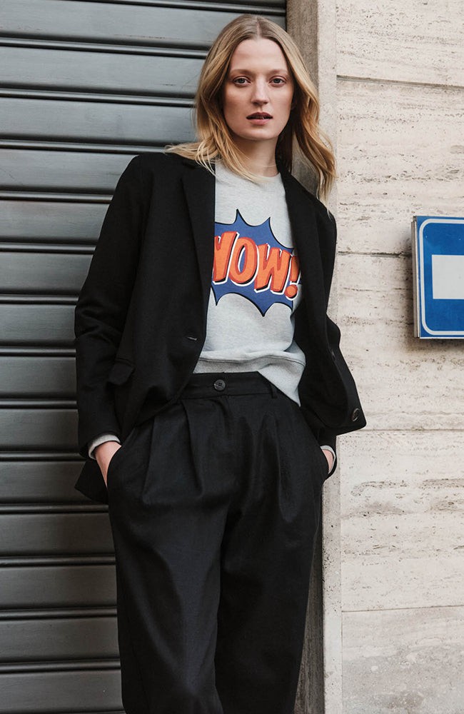 Statement sweatshirt Wow from Sophie Stone