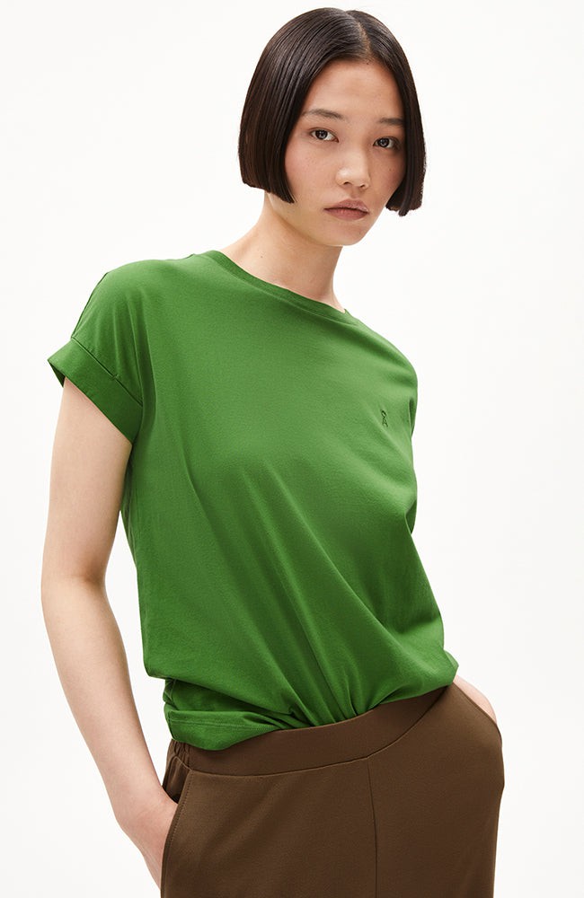 Idaara t-shirt ivy green from Sophie Stone