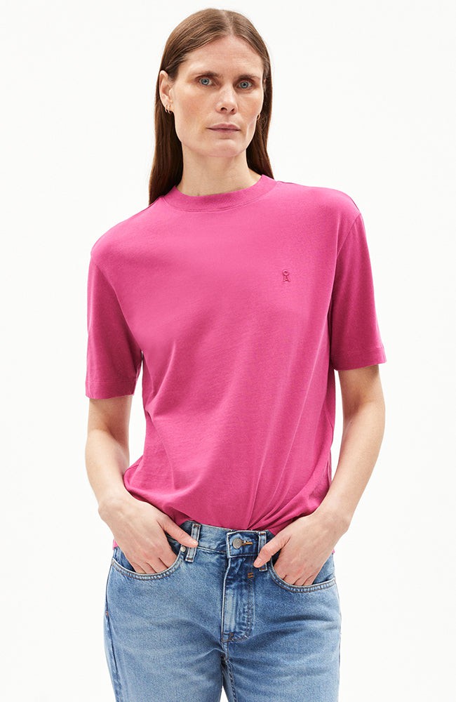 Tarjaa t-shirt crushed berry from Sophie Stone