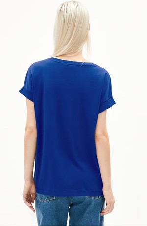 Idaara t-shirt lapis blue from Sophie Stone