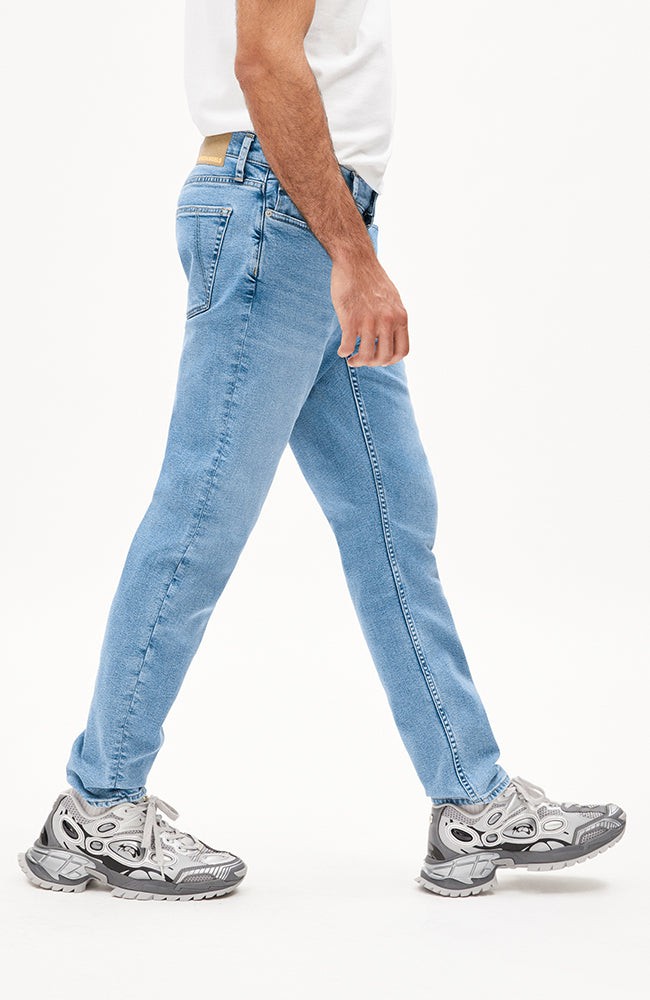 Aarjo jeans Tarpa cloud from Sophie Stone