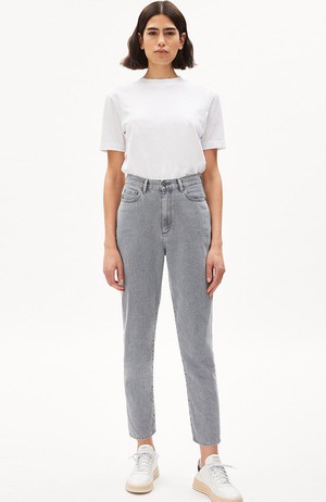 Mairaa Mom jeans fresh grey from Sophie Stone