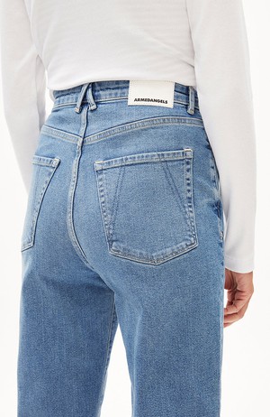 Mairaa Mom jeans herse from Sophie Stone