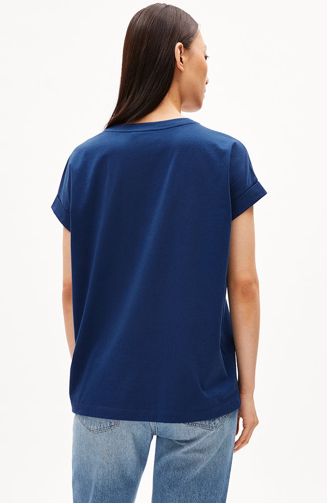 Idaara t-shirt faded indigo from Sophie Stone