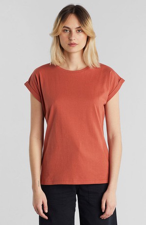 Visby base t-shirt terracotta from Sophie Stone