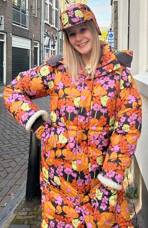 Karmas flower power puffer jas from Sophie Stone