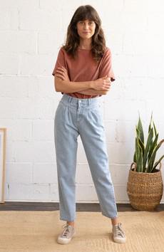 Kiritibati jeans sky blue via Sophie Stone