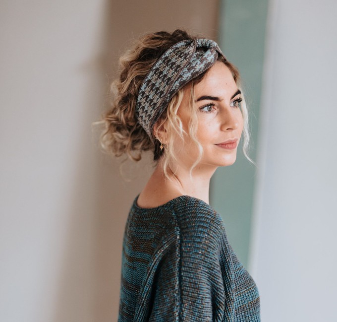 Fair Pied-De-Poule Jacquard Knit Merino Blend Hairband - Beiges With Blue from STUDIO MYR