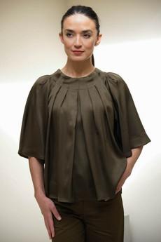 Joe Top | Viscose Groen via Sûr Atelier