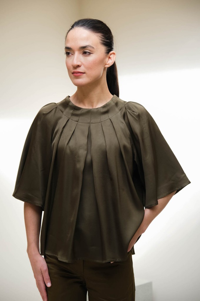 Joe Top | Viscose Groen from Sûr Atelier