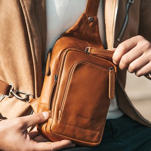 Leather Crossbody Bag Cognac Riga - The Chesterfield Brand from The Chesterfield Brand