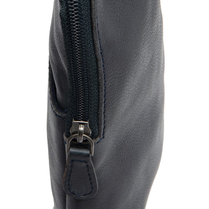 Leather Crossbody Bag Navy Cambridge - The Chesterfield Brand from The Chesterfield Brand