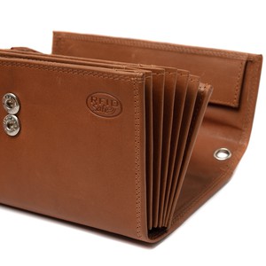 Leather Waiter Wallet Cognac Grenada - The Chesterfield Brand from The Chesterfield Brand