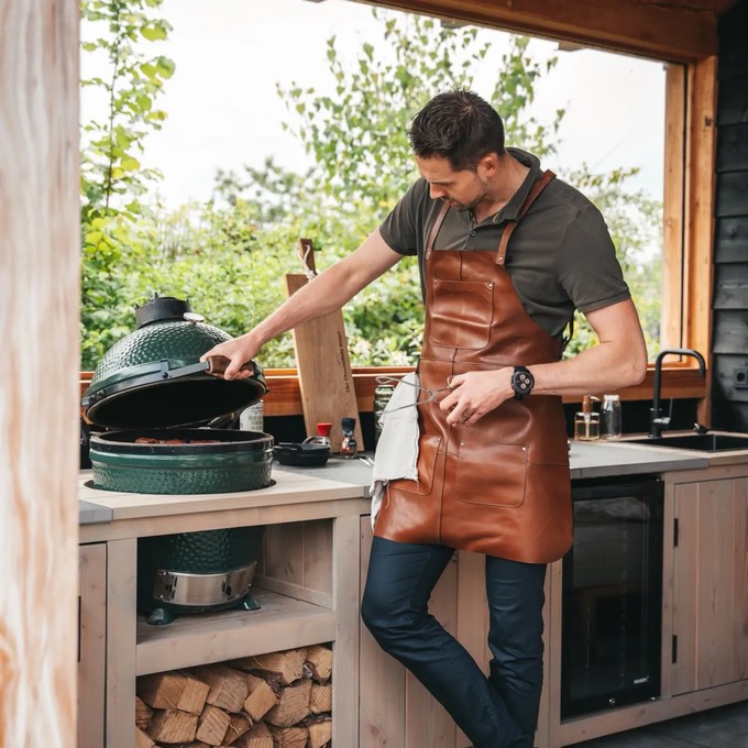 Leather Apron Cognac Asado - The Chesterfield Brand from The Chesterfield Brand