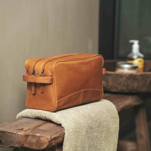 Leather Toiletry Bag Cognac Stefan - The Chesterfield Brand from The Chesterfield Brand